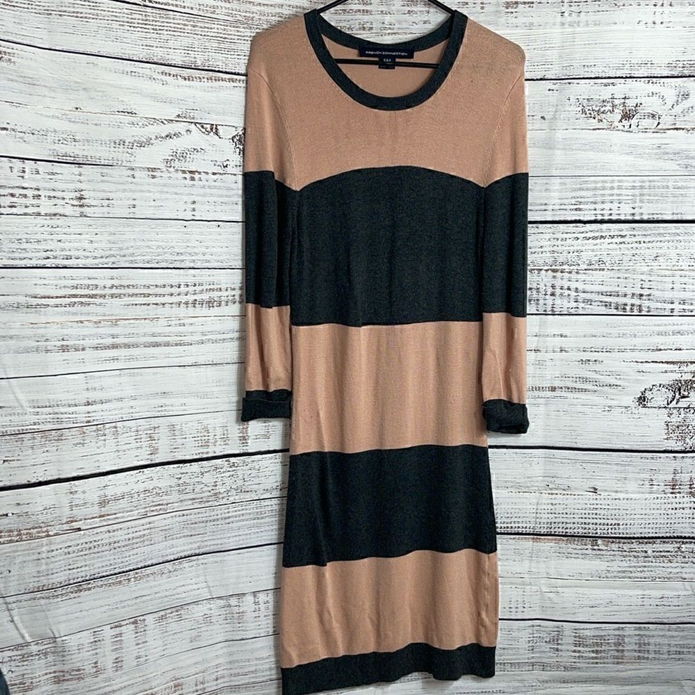βFrenchβconnectionβDressβwomensβSizeβ8βboldβStripedβSoftβknitβstretch